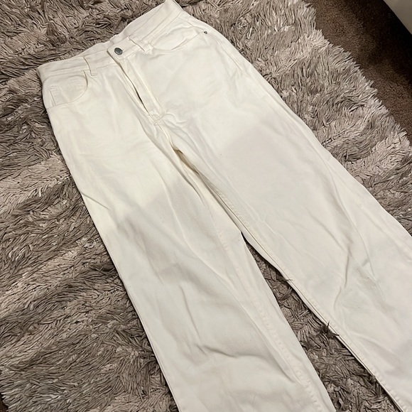 White high waisted bootcut Jeans - Picture 2 of 4